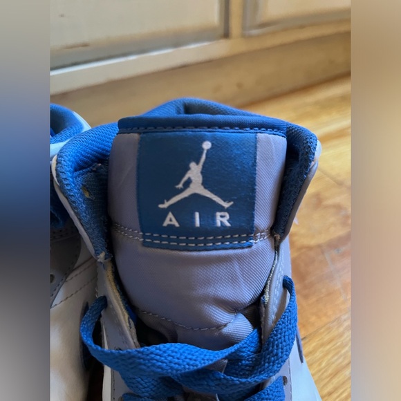 Grey And Blue Jordan 1 - Picture 6 of 7